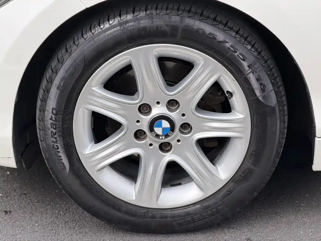 BMW 1 Series 2013 — фото 15