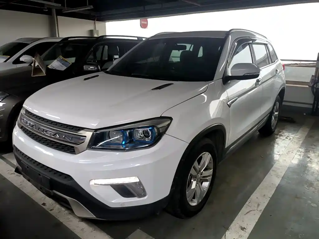 Changan CS75 2018 — фото 1
