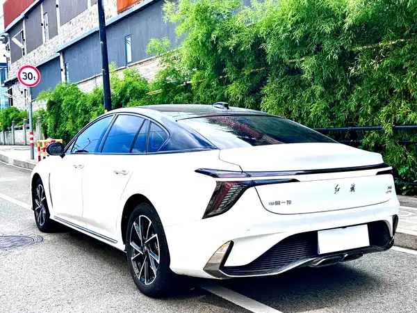 Hongqi H6 2024