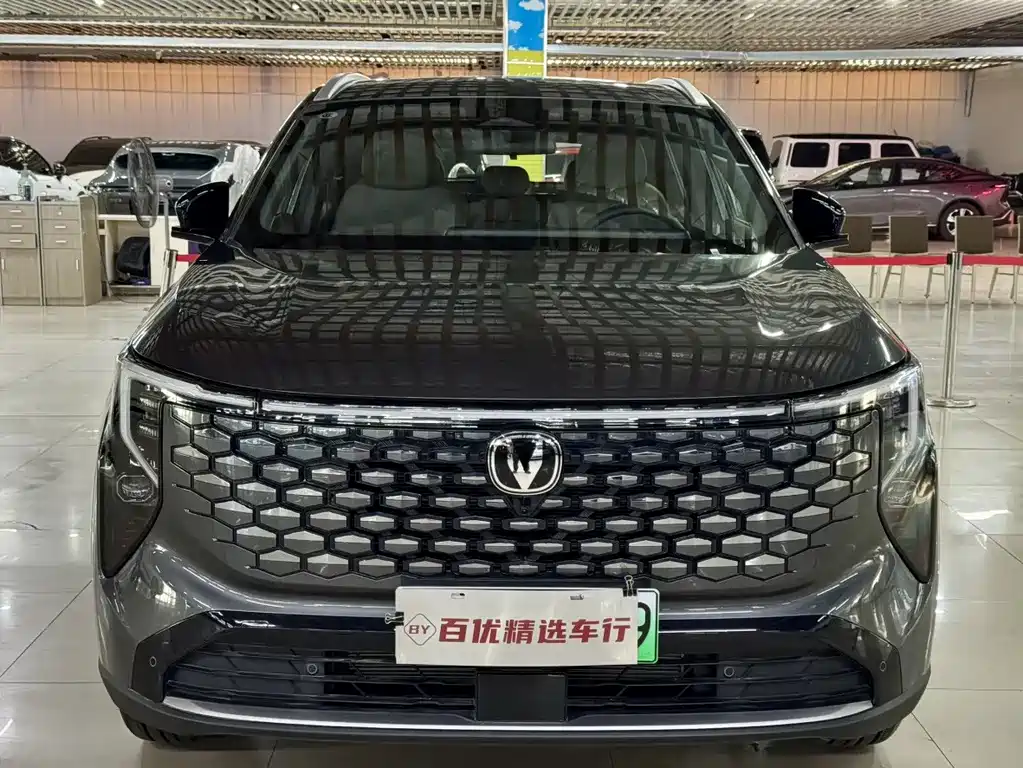 Changan CS55 PLUS PHEV 2026 — фото 2