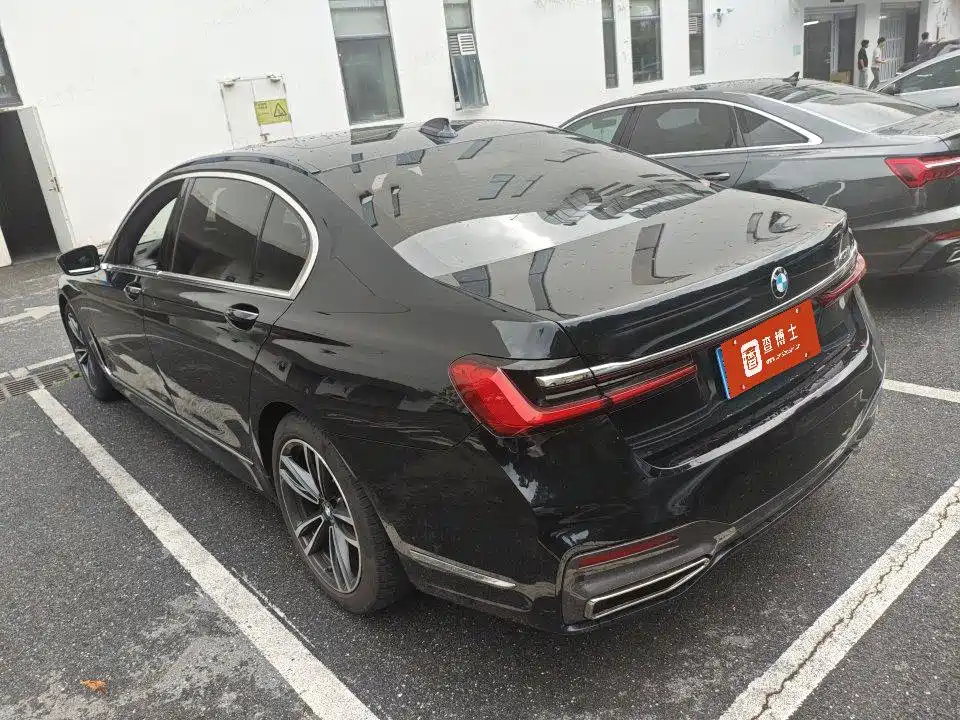 BMW 7 Series 2019 — фото 4