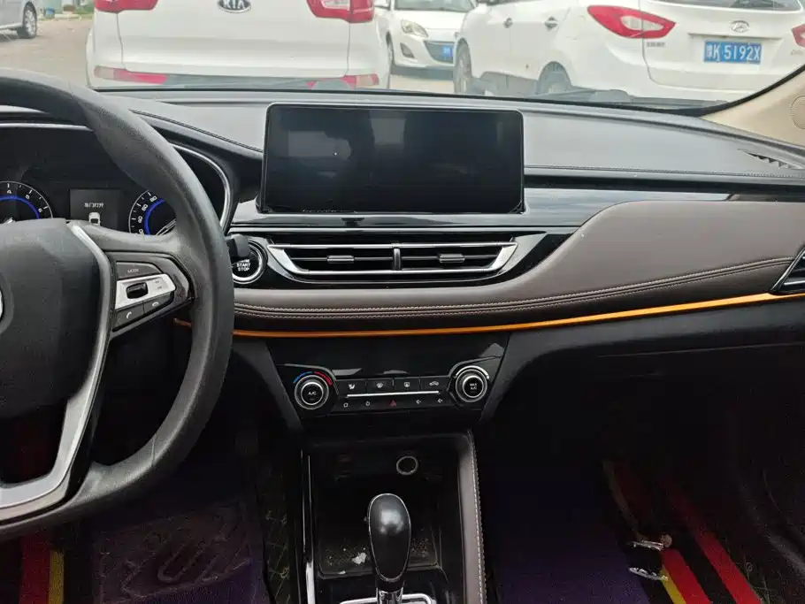 Changan Eado DT 2018 — фото 13