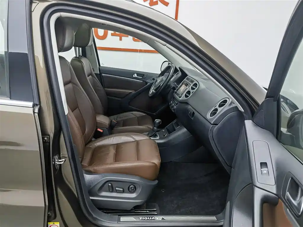 Volkswagen Tiguan 2015 — фото 23