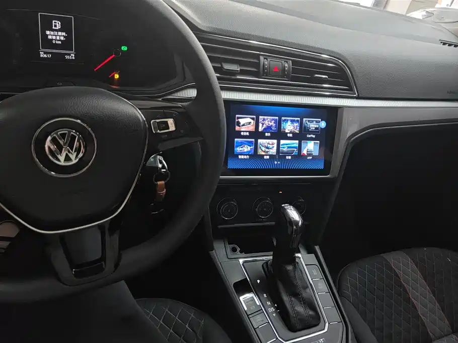Volkswagen Lamando 2018 — фото 12