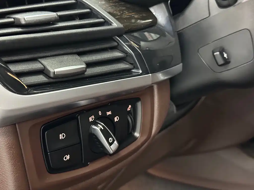 BMW X5 2015 — фото 16