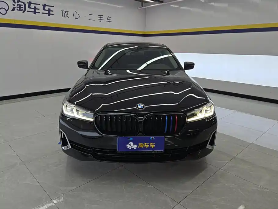 BMW 5 Series 2021