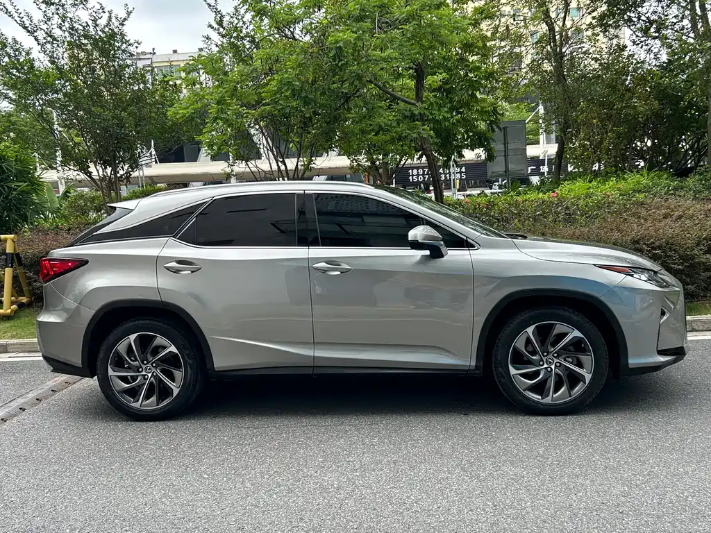 Lexus RX 2018 — фото 7