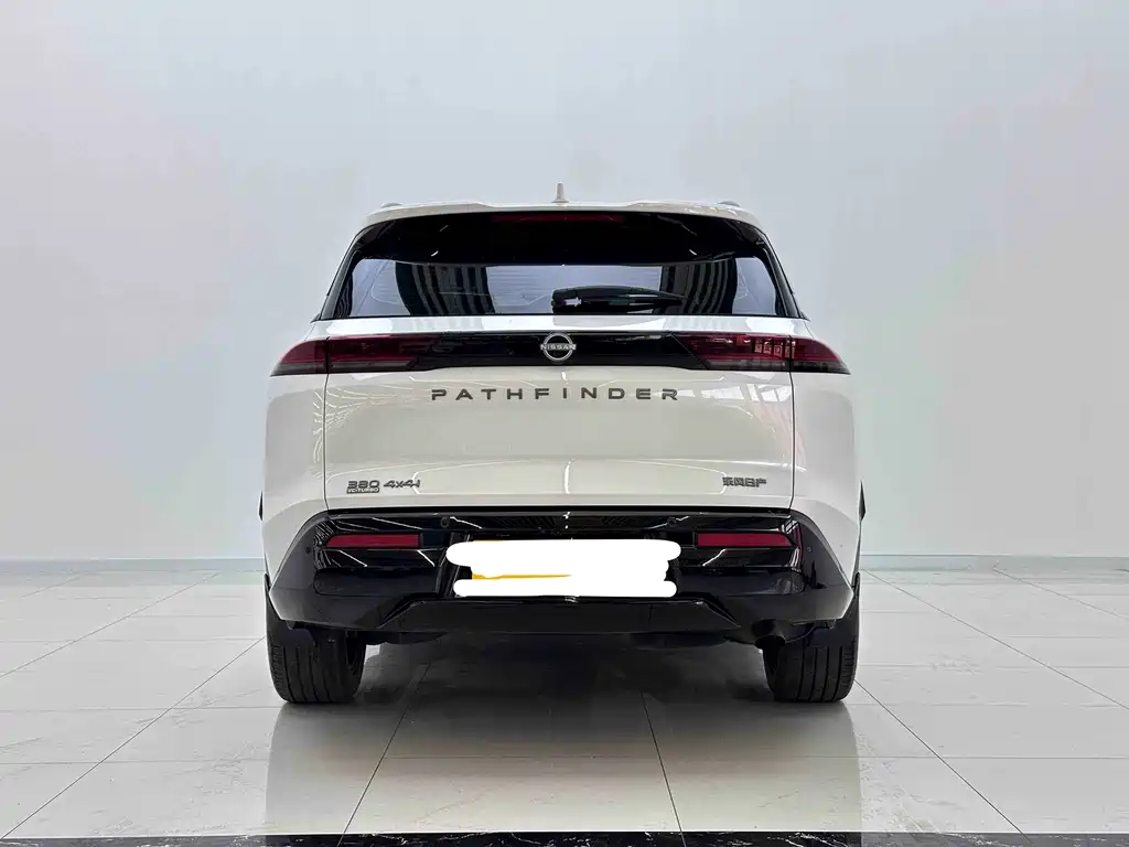 Nissan Teramont 2024