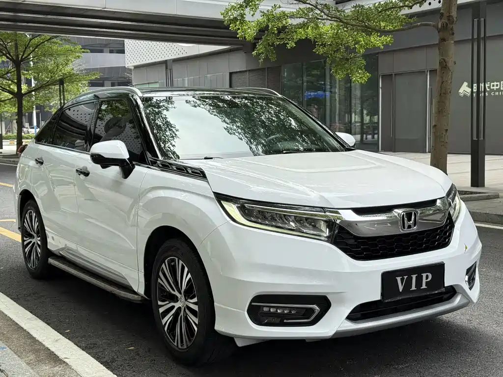 Honda Avancier 2016 — фото 3