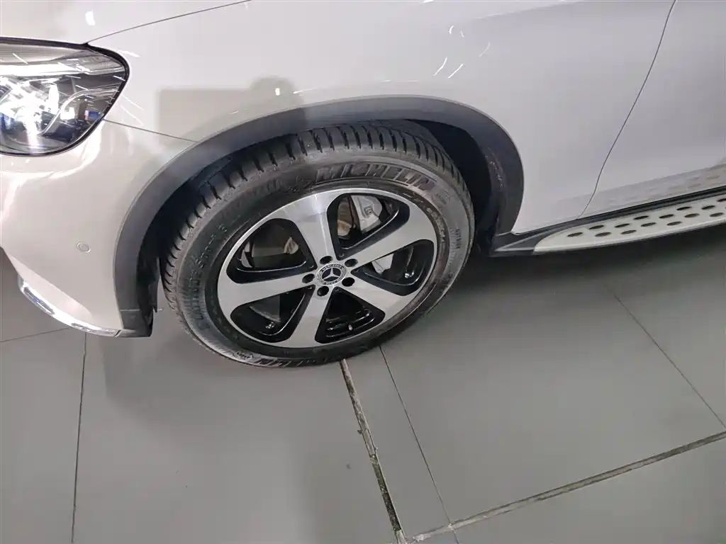 Mercedes-Benz GLC 2019 — фото 25