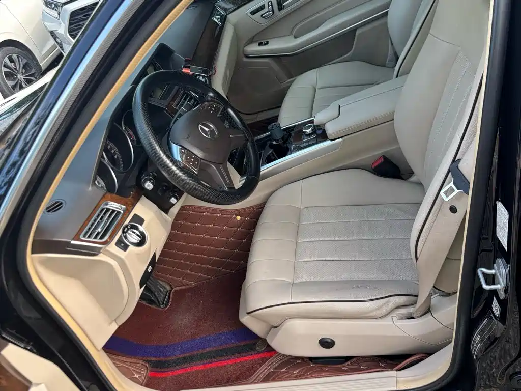 Mercedes-Benz E-Class 2016