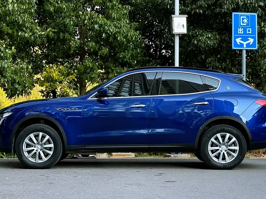 Maserati Levante 2018 — фото 3