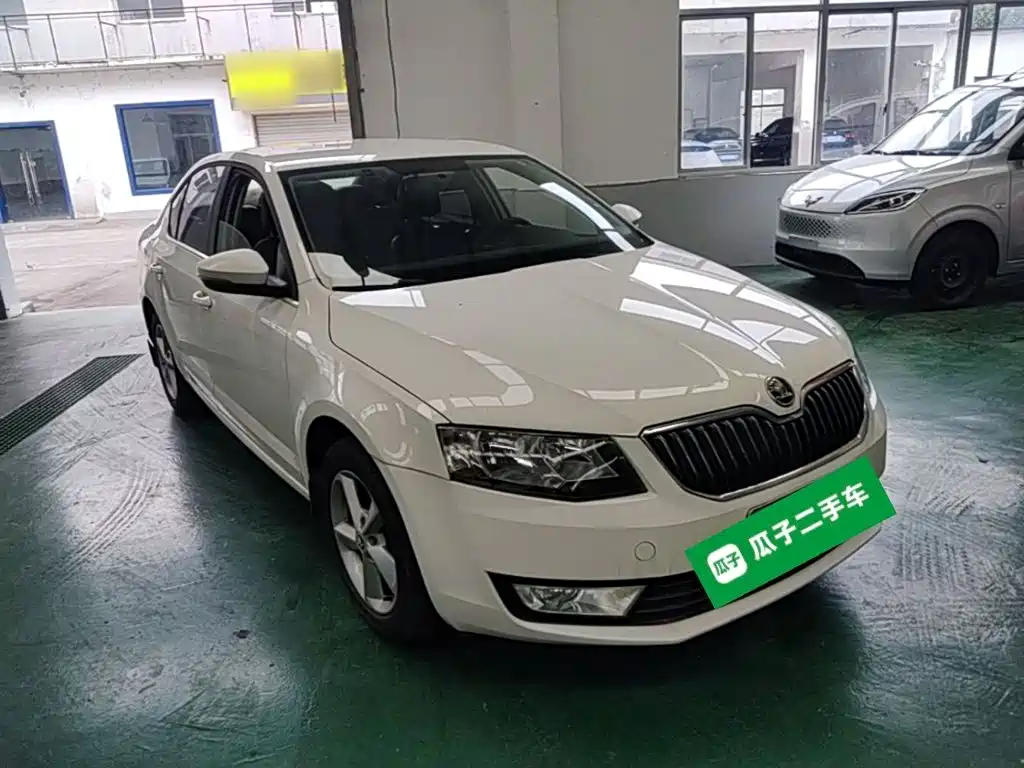 Skoda Octavia 2015 — фото 4