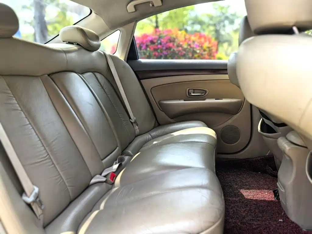 Nissan Sylphy 2010 — фото 23