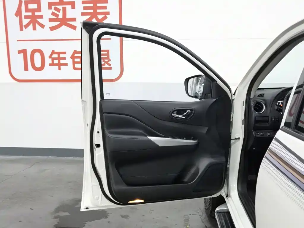 Nissan Terra 2021 — фото 8