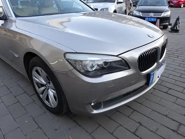BMW 7 Series 2011