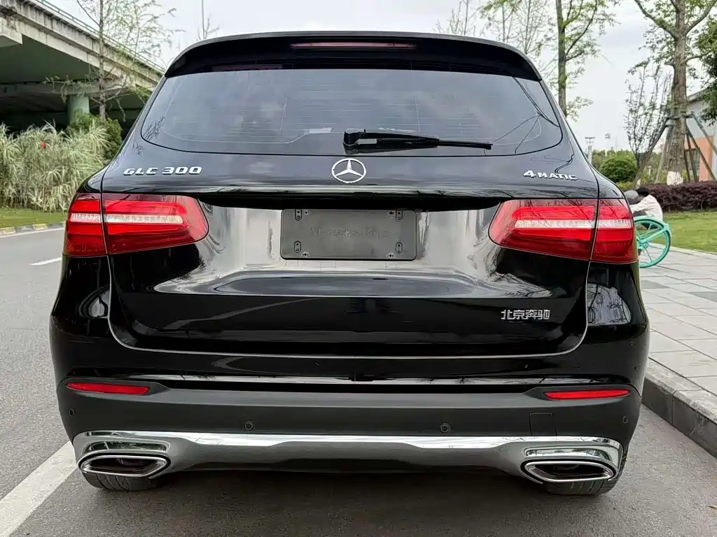 Mercedes-Benz GLC 2016 — фото 9