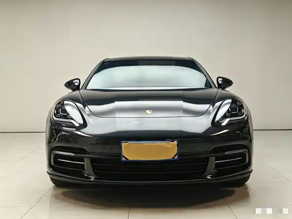 Porsche Panamera 2018