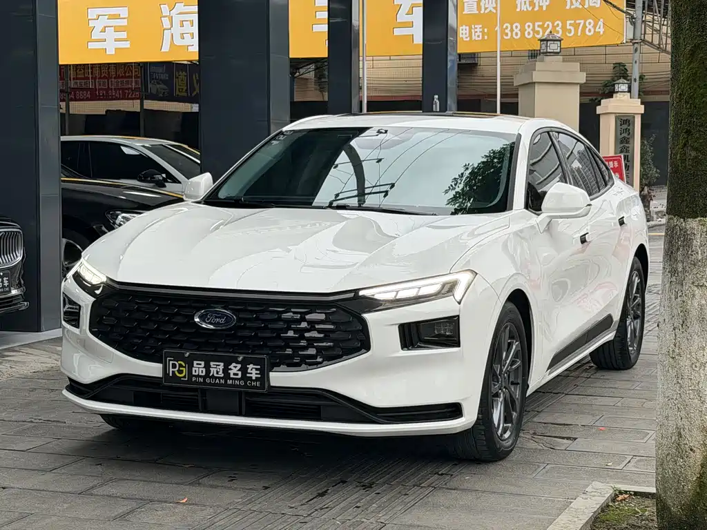 Ford Mondeo 2025