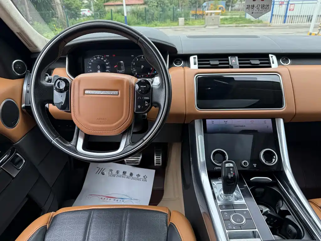 Land Rover Sport 2018 — фото 8