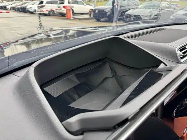 Mercedes-Benz Maybach S-Class 2023