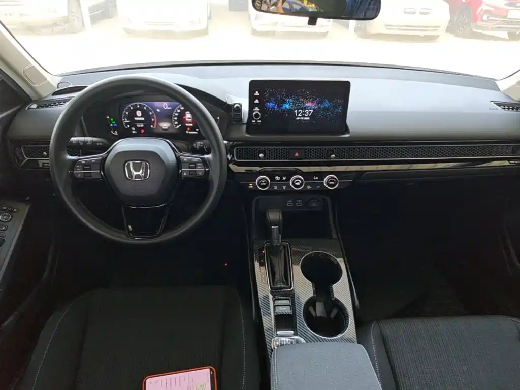 Honda Civic 2023 — фото 10