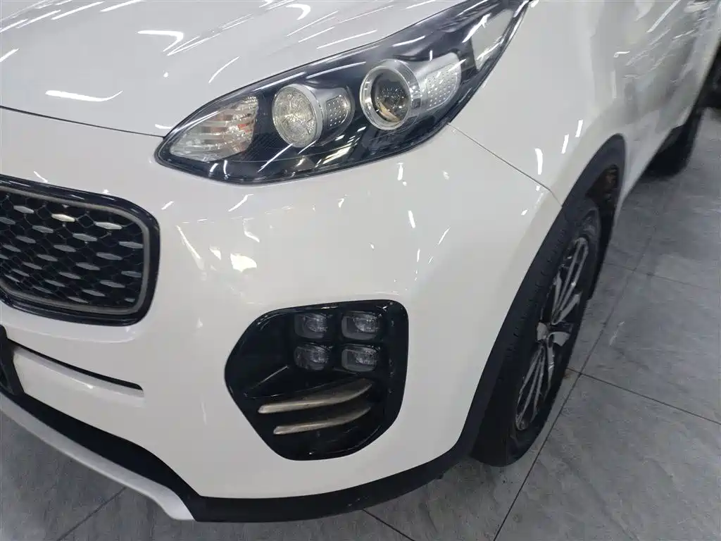 Kia KX5 2017 — фото 18