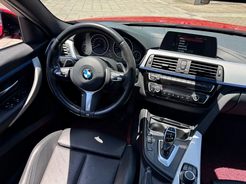 BMW 3 Series 2019 — фото 12
