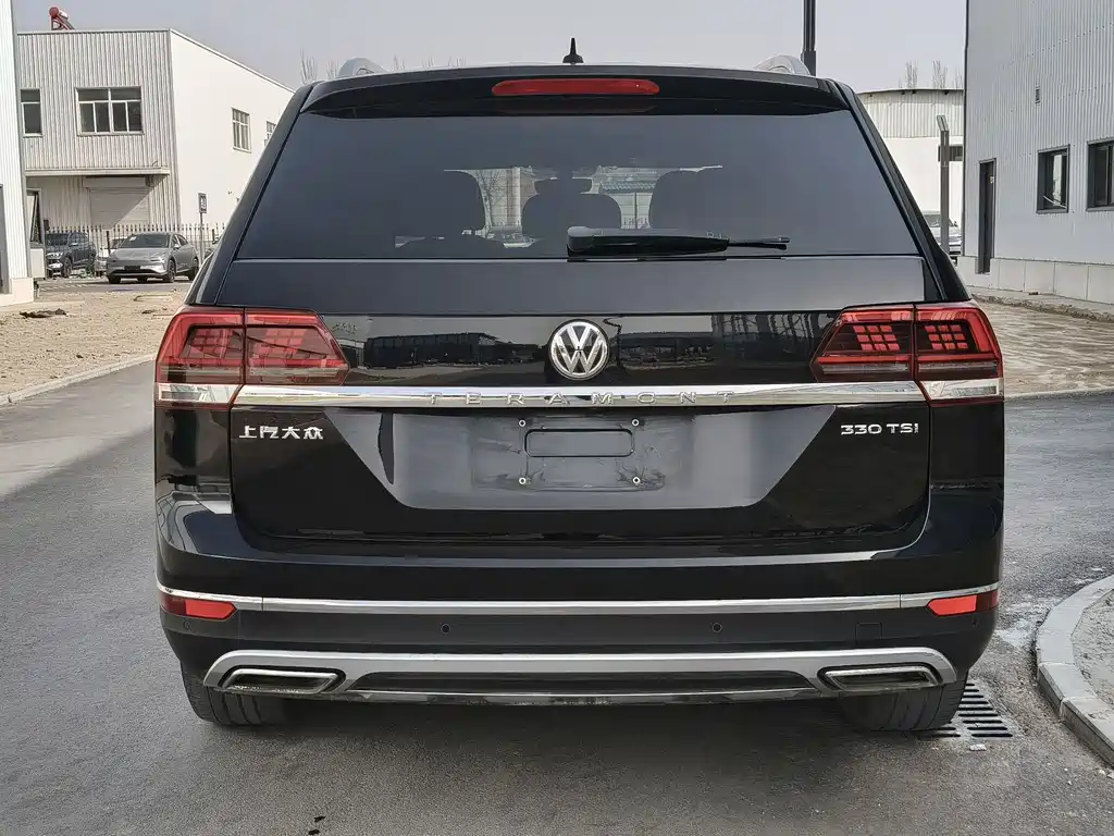 Volkswagen Teramont 2018 — фото 14