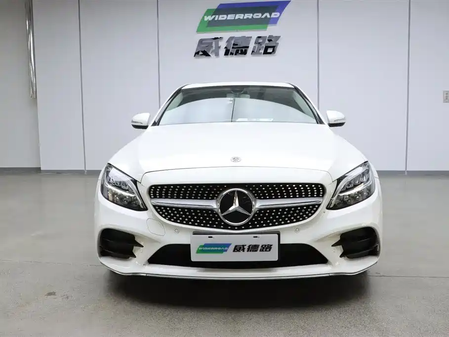 Mercedes-Benz C-Class 2020 — фото 2