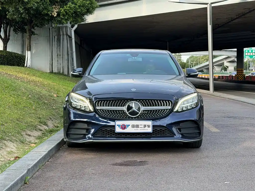 Mercedes-Benz C-Class 2019 — фото 2