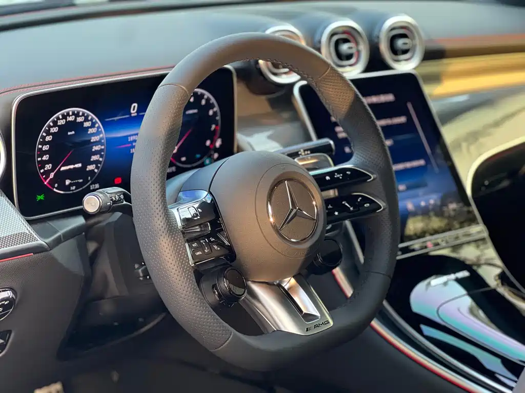 Mercedes-Benz GLC AMG 2026 — фото 4