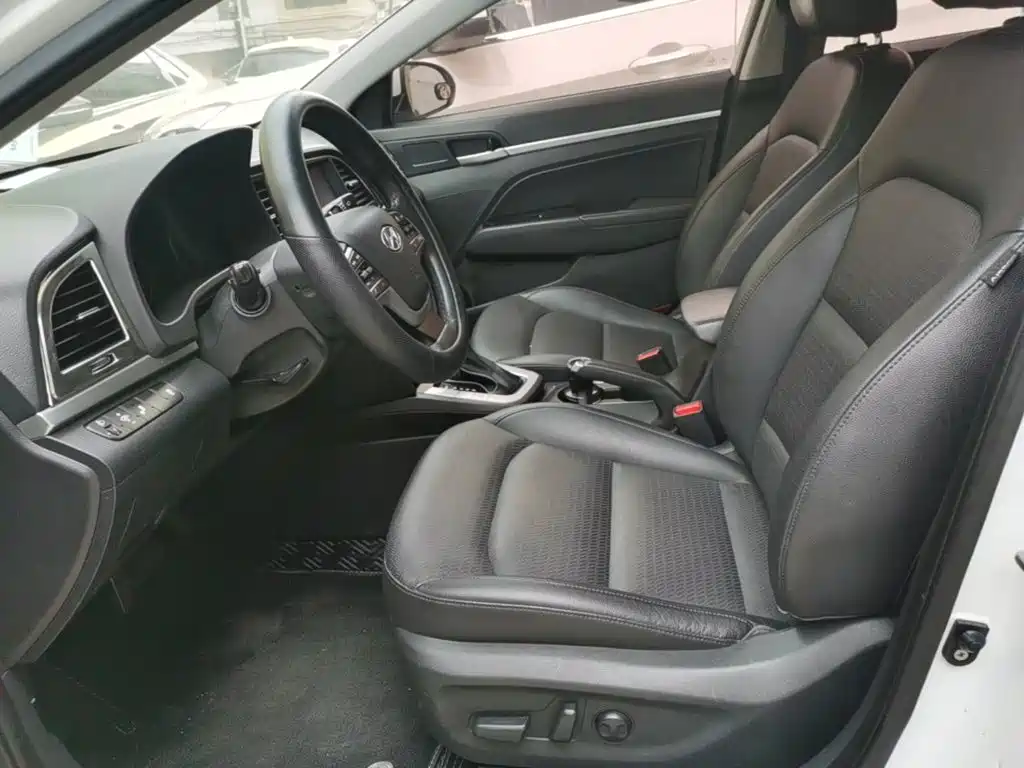 Hyundai Celesta 2016 — фото 15