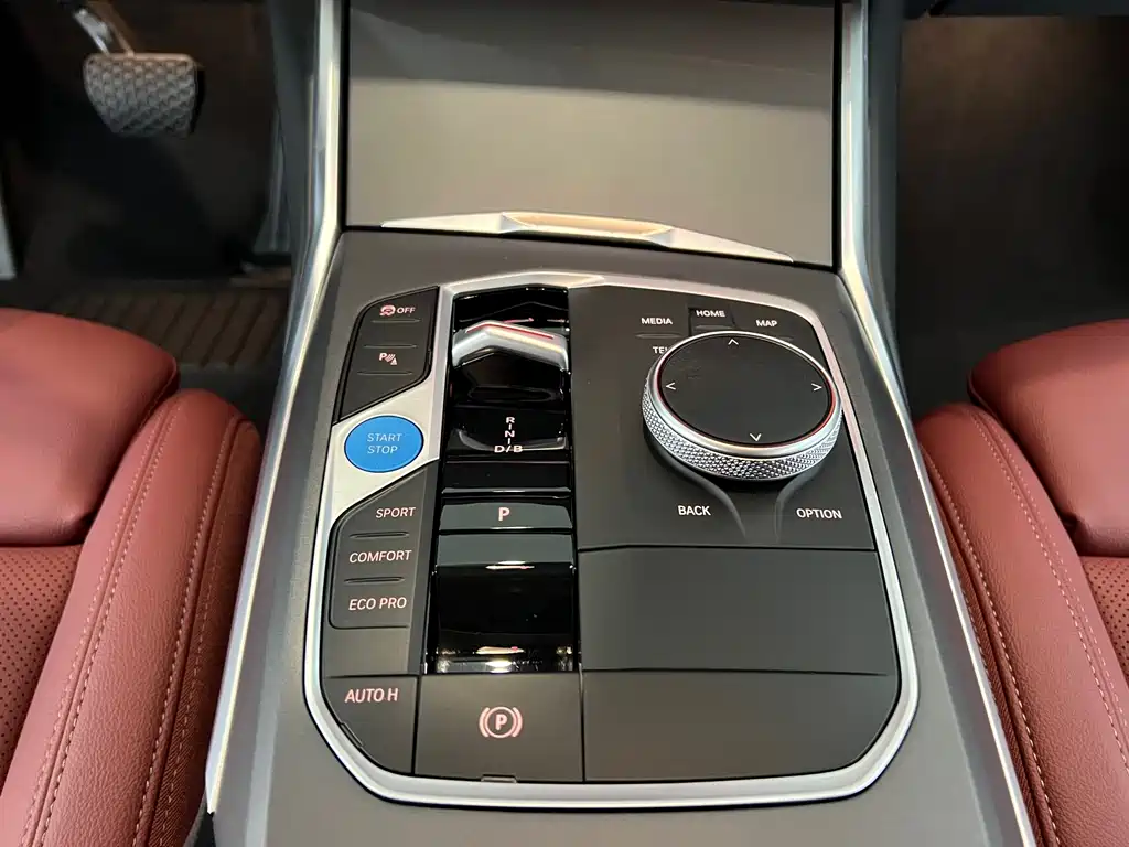 BMW i3 2025