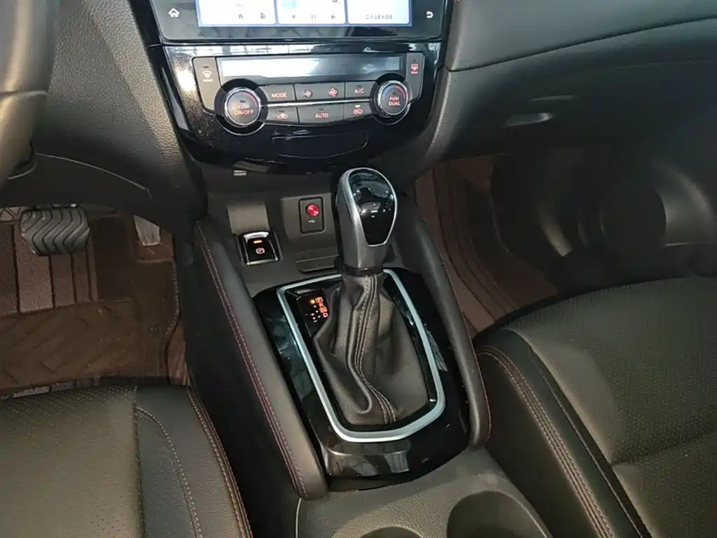 Nissan Qashqai 2023 — фото 14