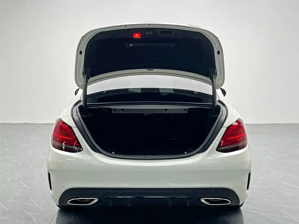 Mercedes-Benz C-Class 2020 — фото 11
