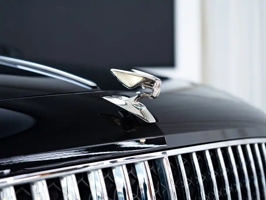 Bentley Flying Spur 2024 — фото 21