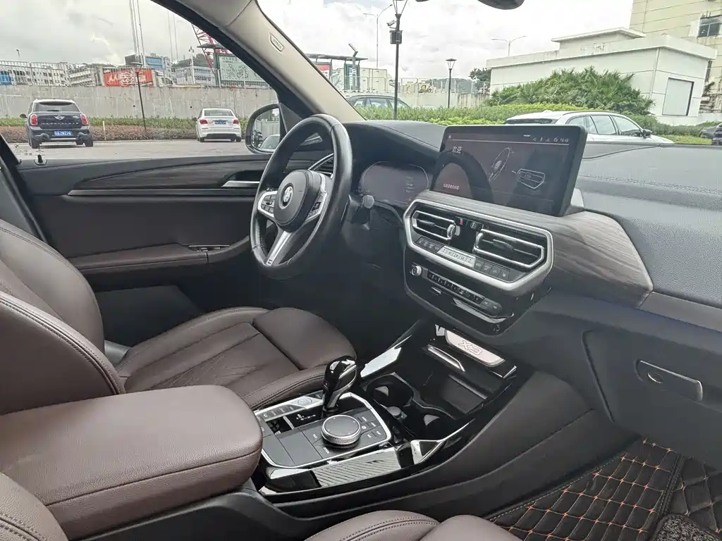 BMW X3 2022 — фото 11