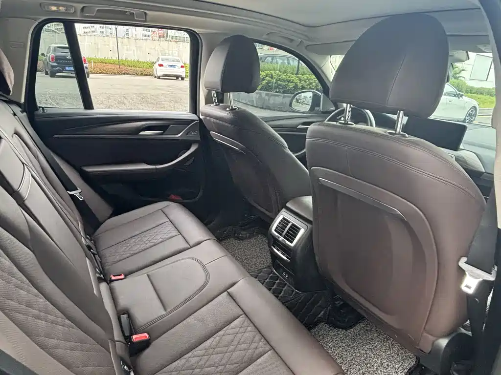 BMW X3 2022 — фото 12