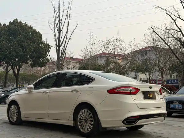 Ford Mondeo 2013