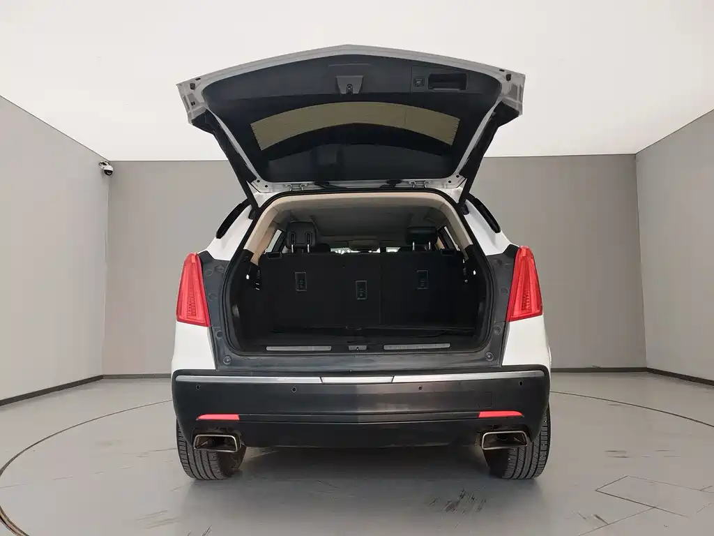 Cadillac XT5 2016 — фото 7