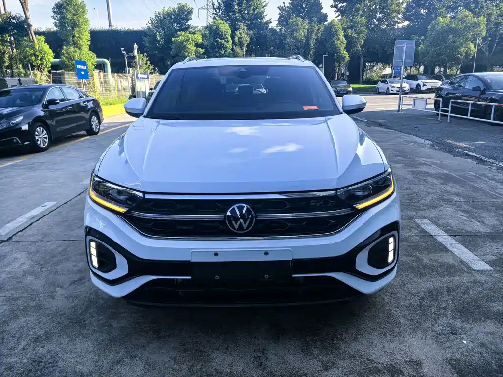 Volkswagen T-Roc 2023