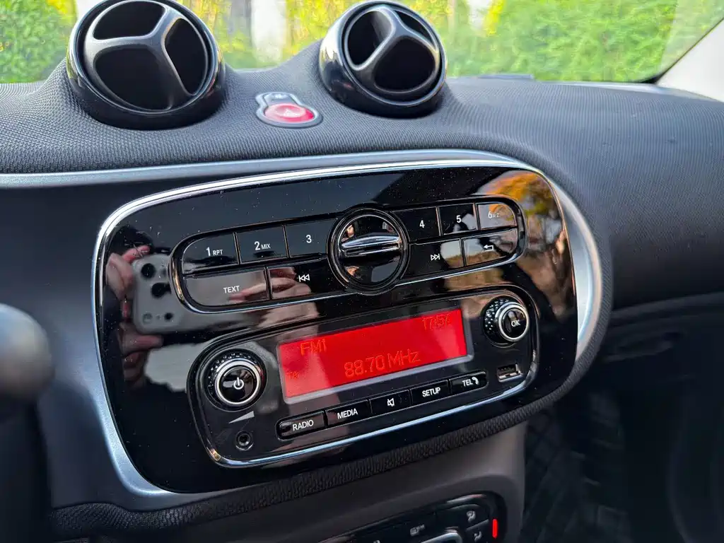 smart Fortwo 2019 — фото 6
