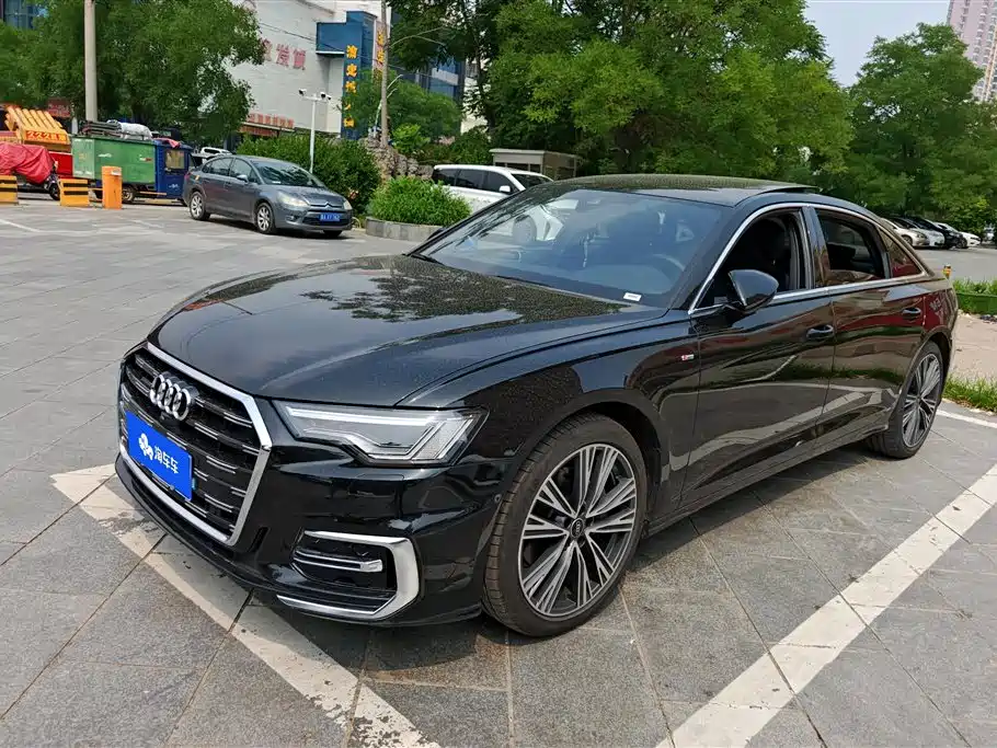 Audi A6L 2025 — фото 1