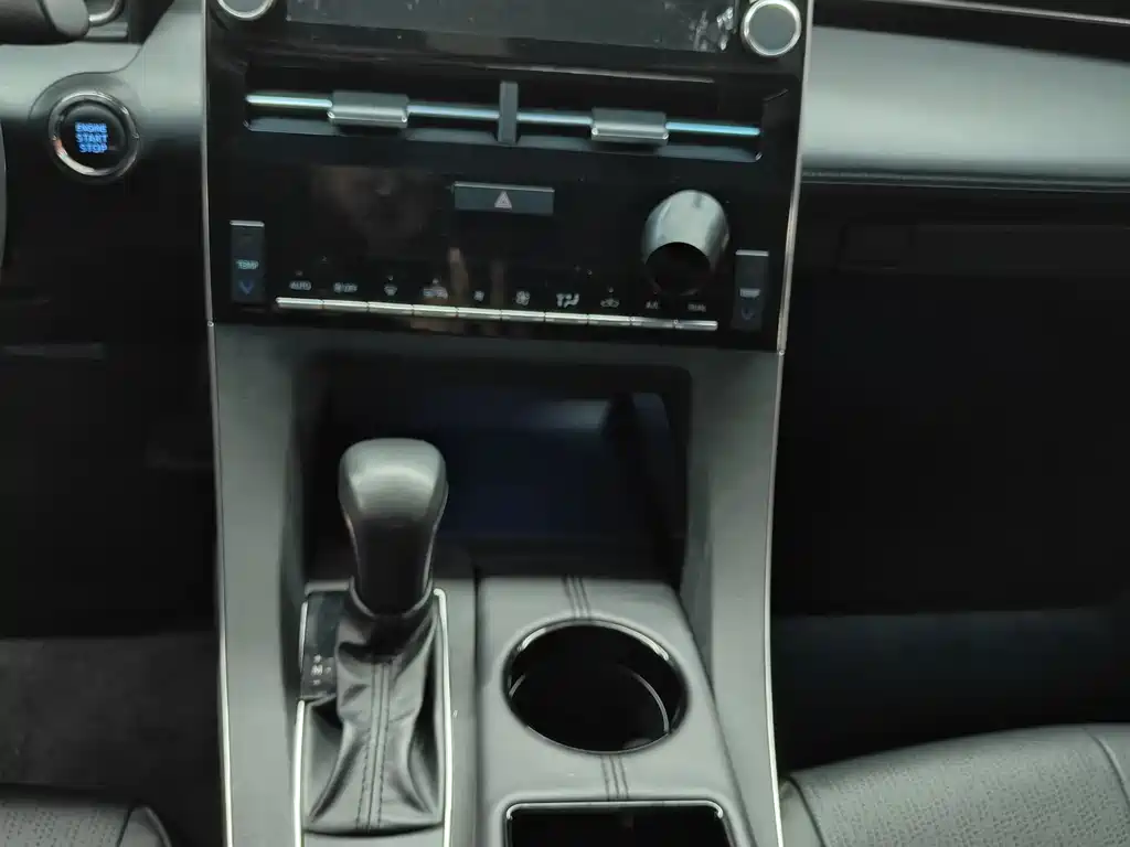 Toyota Avalon 2019 — фото 15