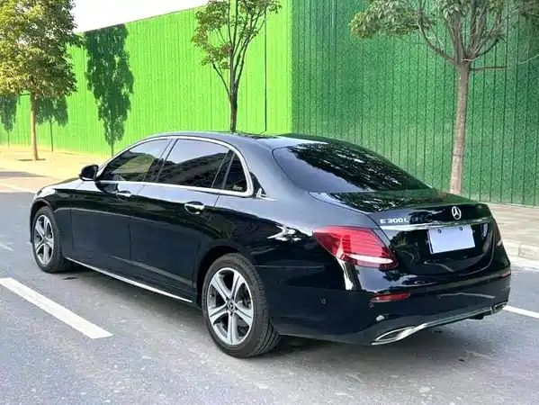 Mercedes-Benz E-Class 2018