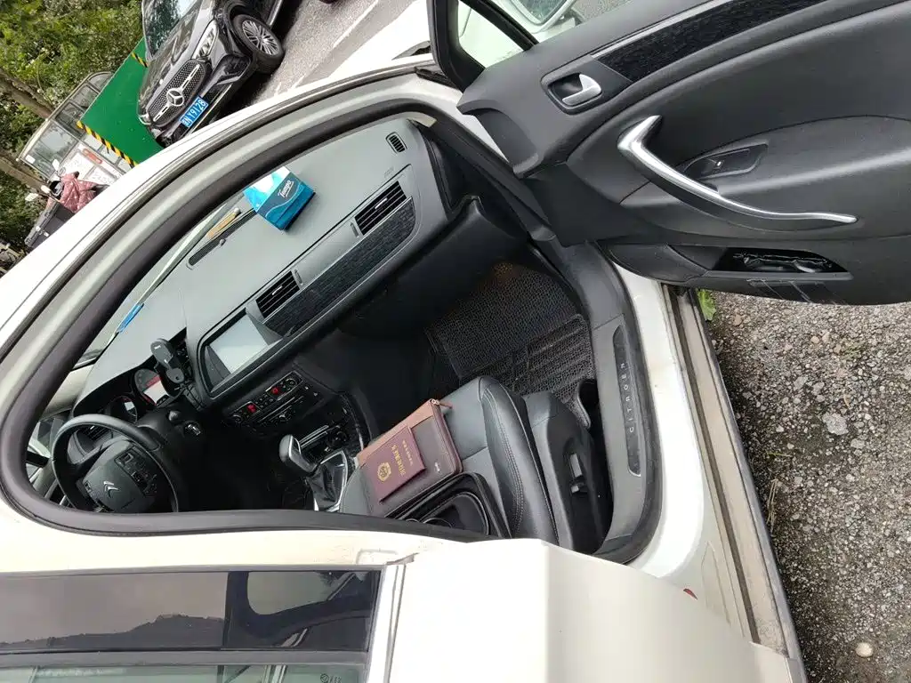 Citroën C5 2014 — фото 19