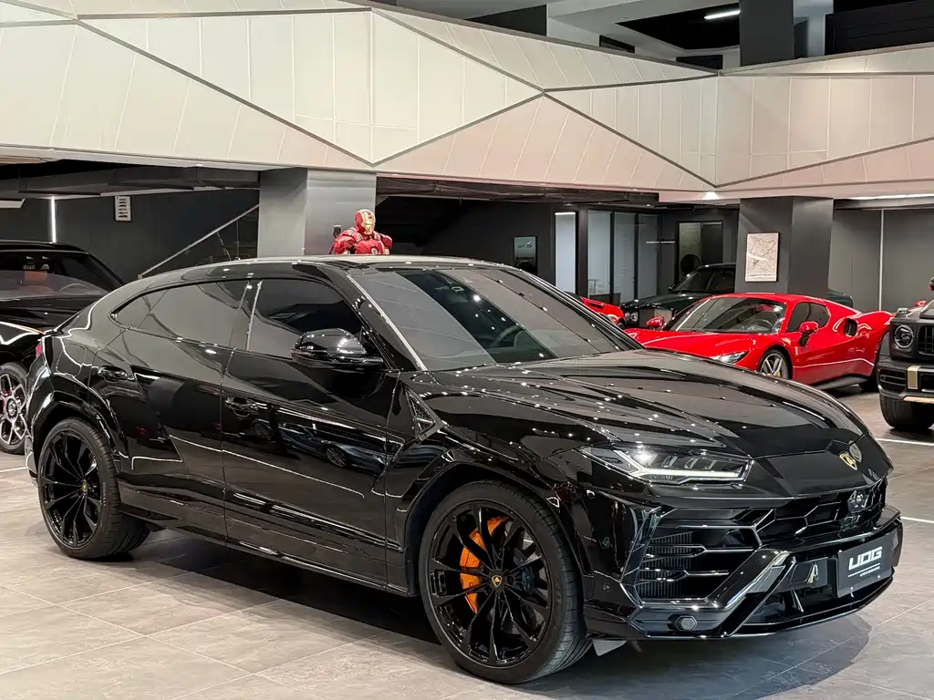 Lamborghini Urus 2022 — фото 2
