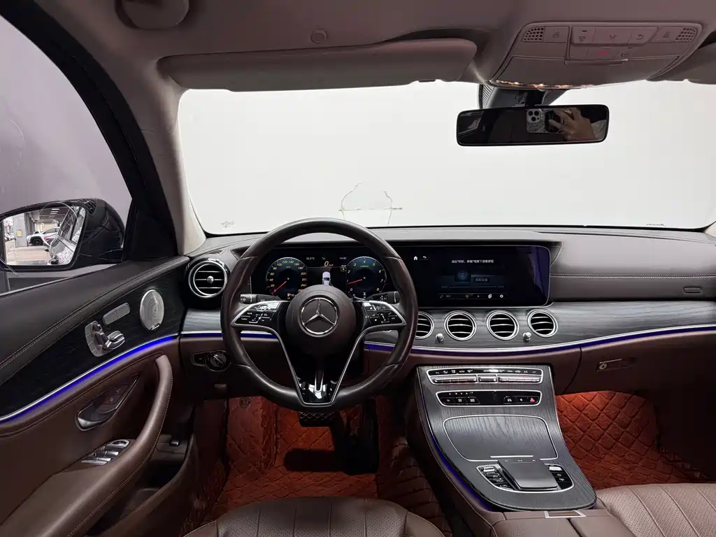 Mercedes-Benz E-Class 2023 — фото 5