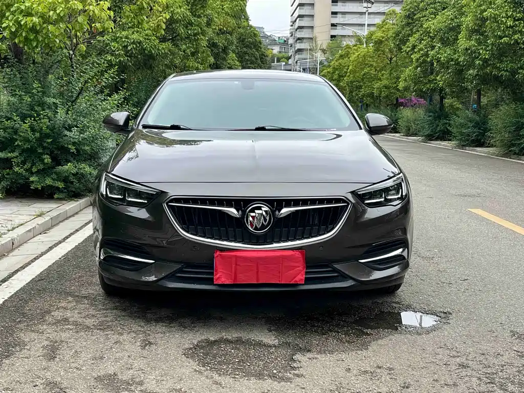 Buick Regal 2018 — фото 2